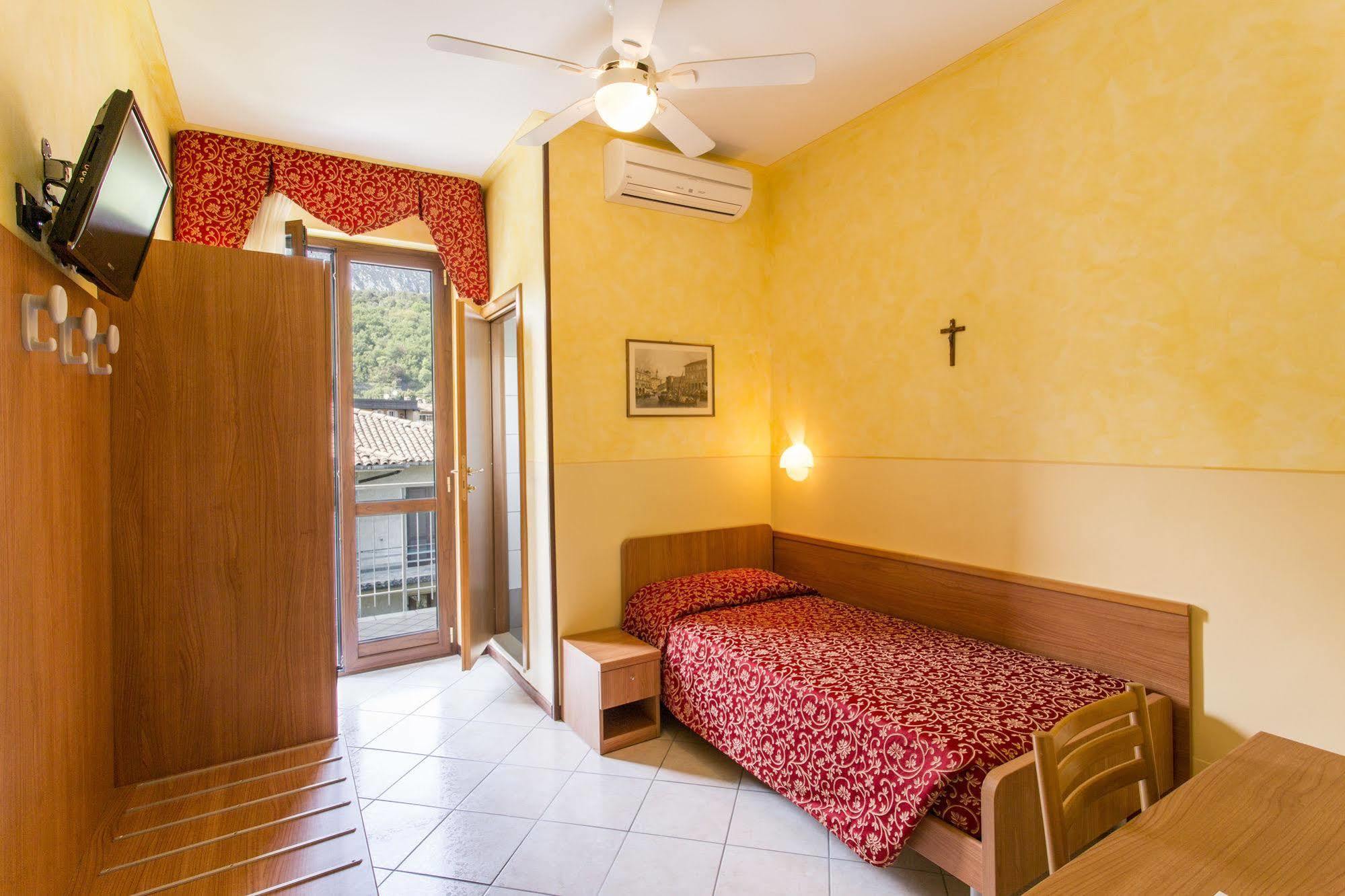 Hotel Sorriso توسكولانو ماديرنو المظهر الخارجي الصورة