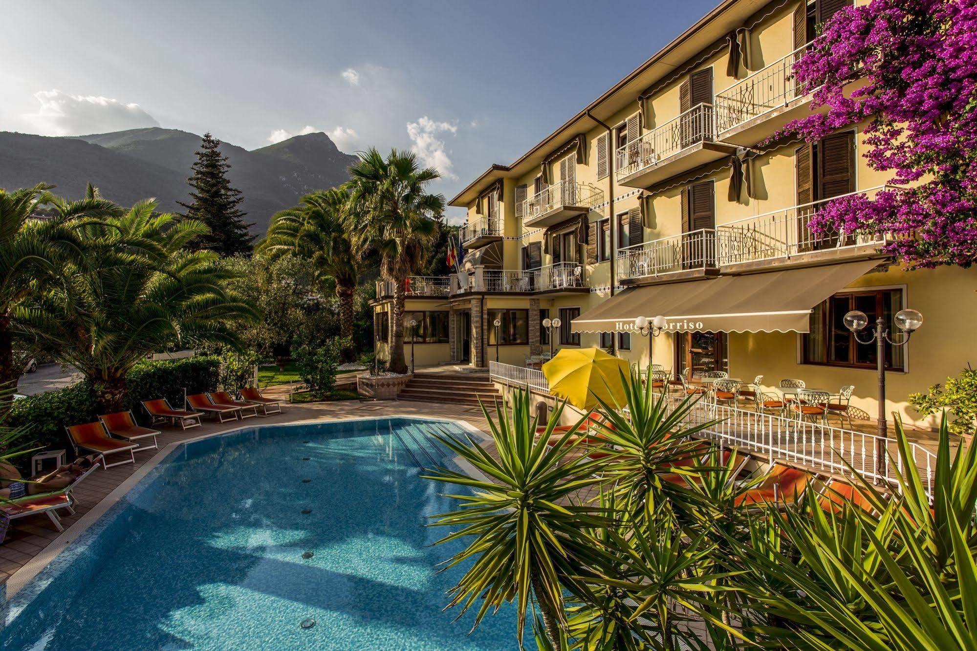 Hotel Sorriso توسكولانو ماديرنو المظهر الخارجي الصورة