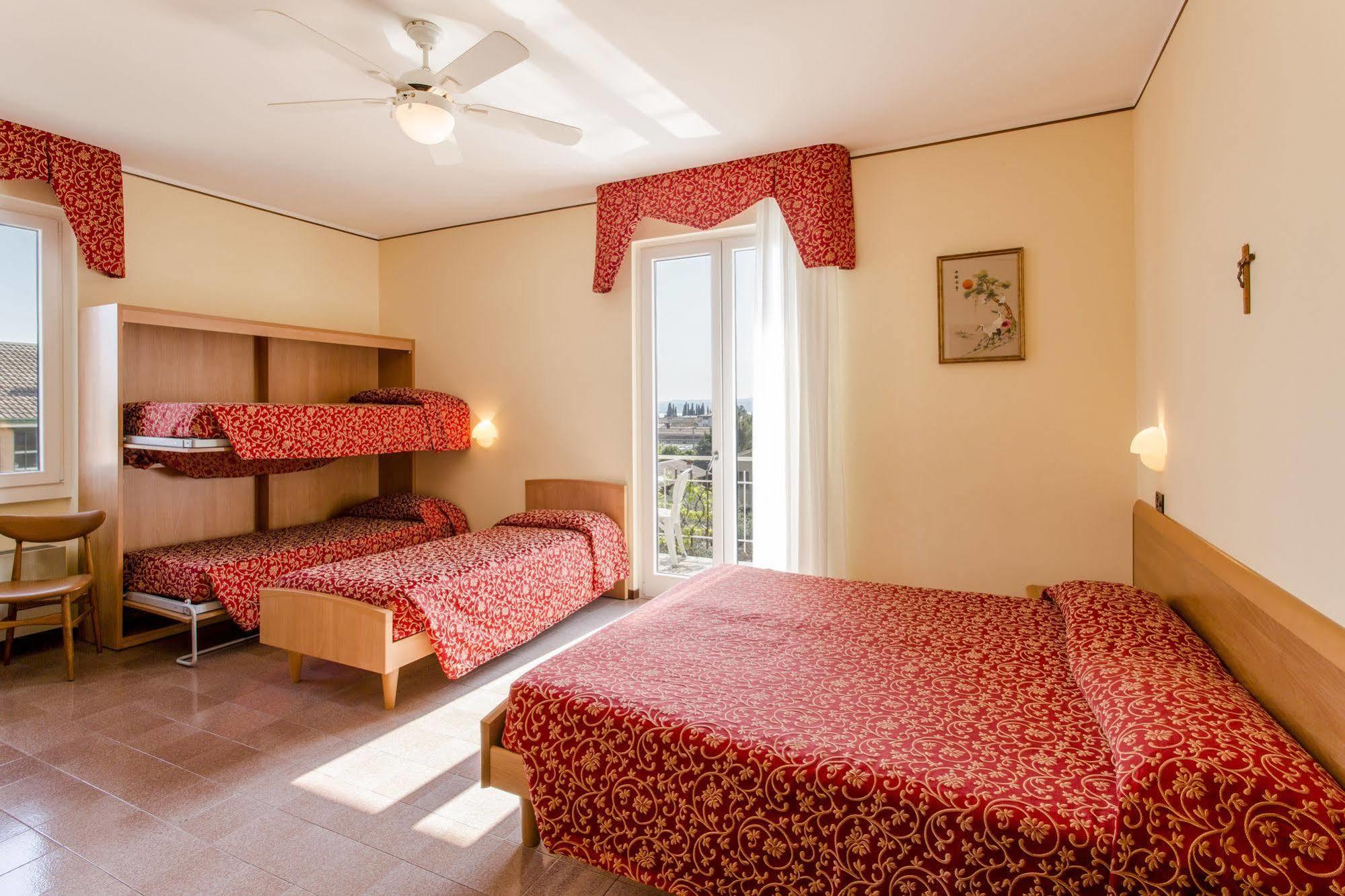 Hotel Sorriso توسكولانو ماديرنو المظهر الخارجي الصورة