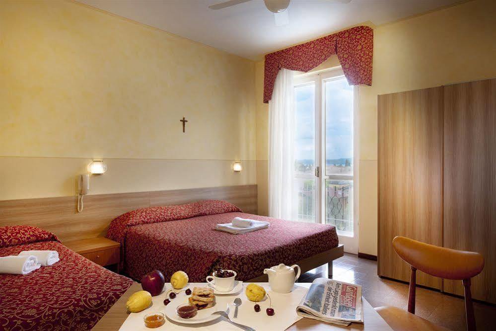 Hotel Sorriso توسكولانو ماديرنو المظهر الخارجي الصورة